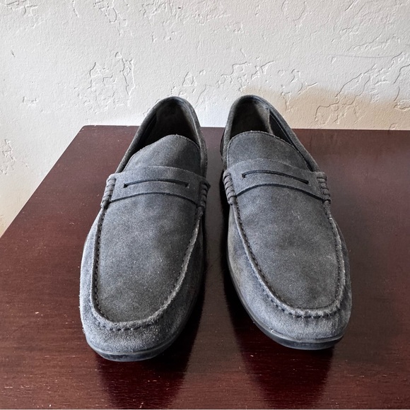 Frette by Harry’s of London Gray Suede Loafers main image 4